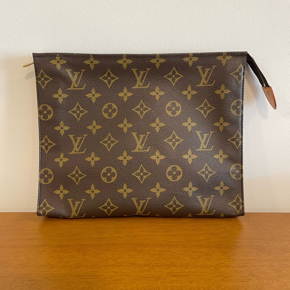 Authentic Louis Vuitton Toiletry Monogram Pouch 26 Brown Canvas